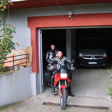 Smestaj - Sobe Marvel * Ni