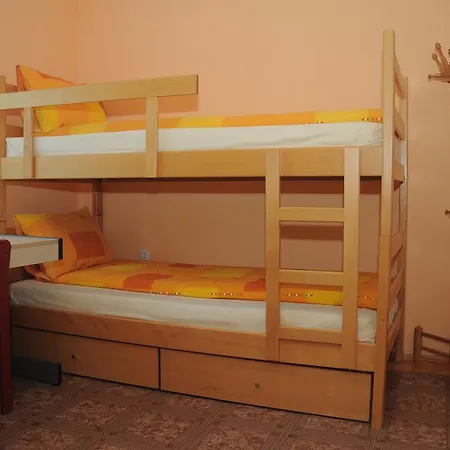 Hostel Smestaj - Sobe Marvel Nis