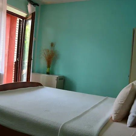 Hostel Smestaj - Sobe Marvel