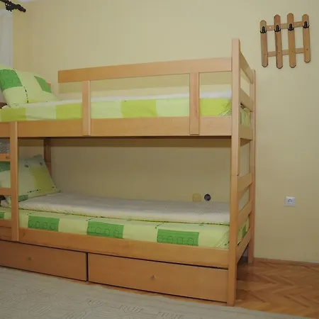 Hostel Smestaj - Sobe Marvel