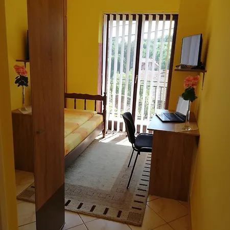 Smestaj - Sobe Marvel Hostel *