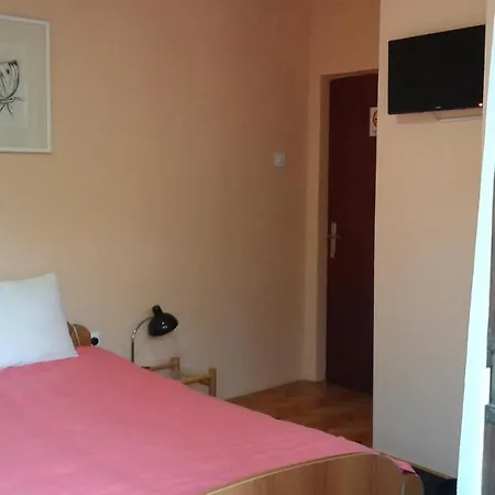 Hostel Smestaj - Sobe Marvel